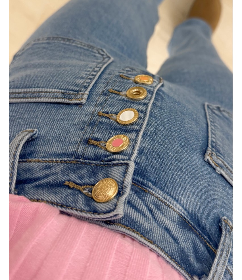 VAQUEROS BOTONES PUSH UP