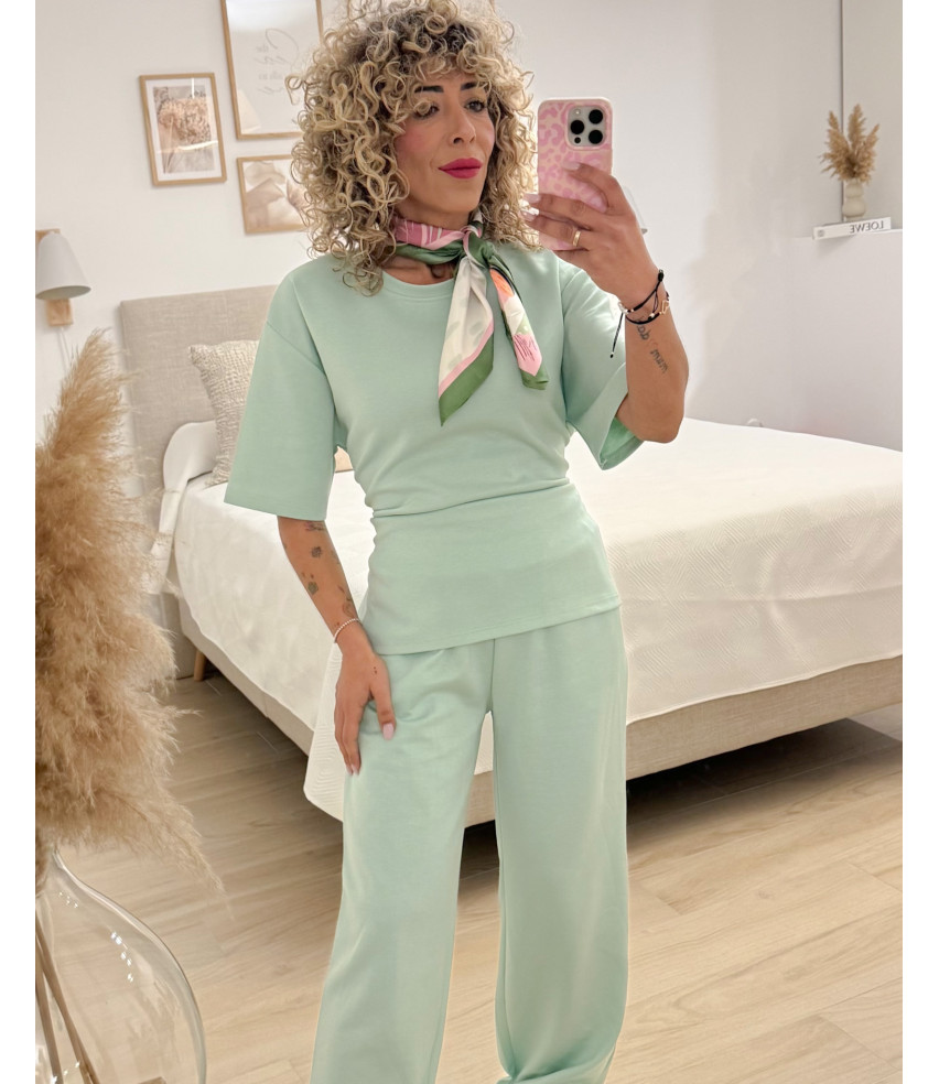 CONJUNTO ESPALDA CRUZADA