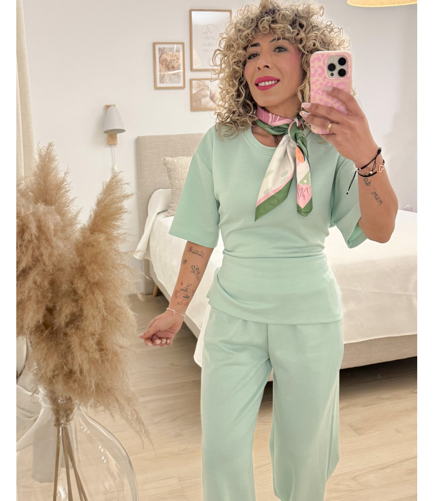 CONJUNTO ESPALDA CRUZADA