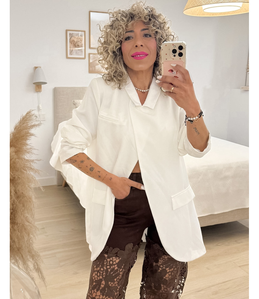 BLAZER BOTÓN CRUZADO