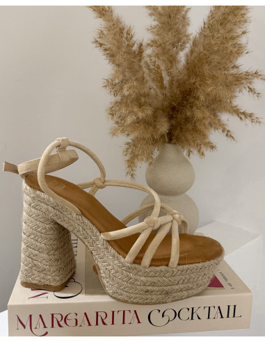 SANDALIAS TACÓN CUADRADO