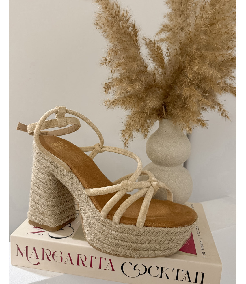 SANDALIAS TACÓN CUADRADO