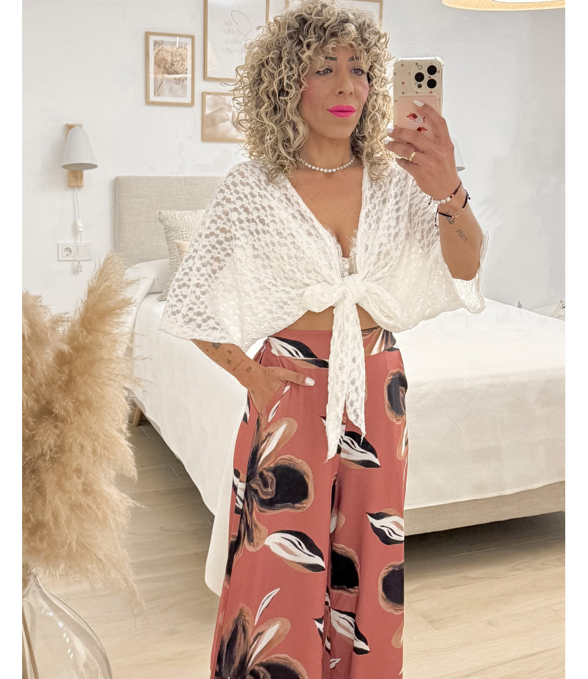 BLUSA ENCAJE MULTIPOSICION