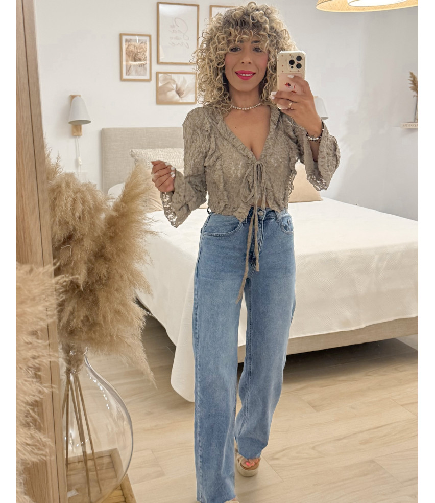BLUSA ANUDADA ENCAJE