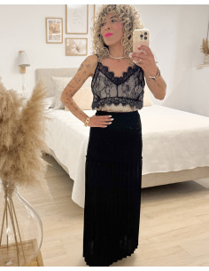 FALDA PLISADA NEGRA 2