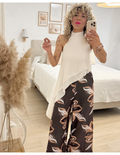 BLUSA ASIMÉTRICA VOLANTE 2