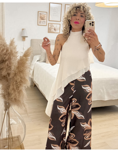 BLUSA ASIMÉTRICA VOLANTE