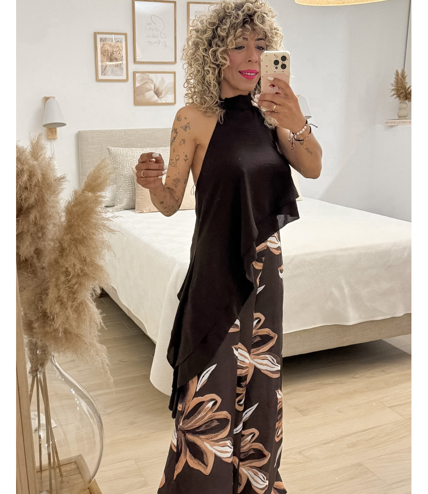 BLUSA ASIMÉTRICA VOLANTE