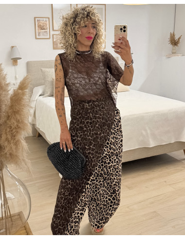 CAMISETA ENCAJE ASIMÉTRICA