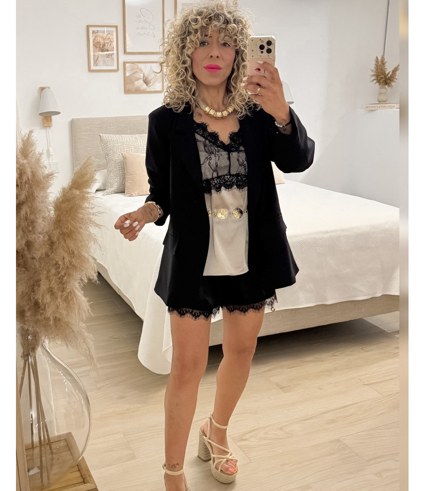 SHORT LENCERO NEGRO