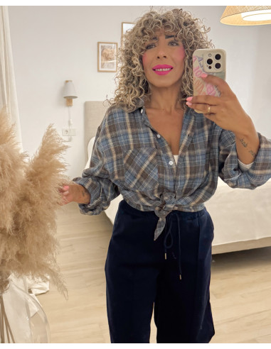 CAMISA CUADROS ABOTONADA