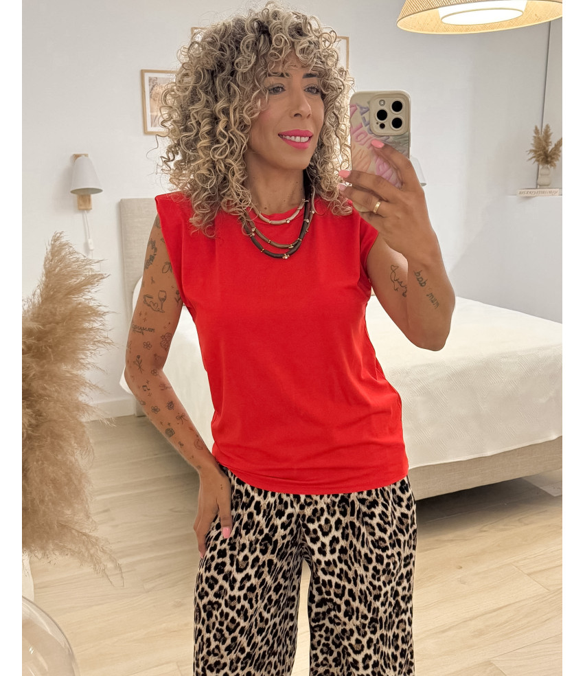 CAMISETA HOMBRERA ROJA